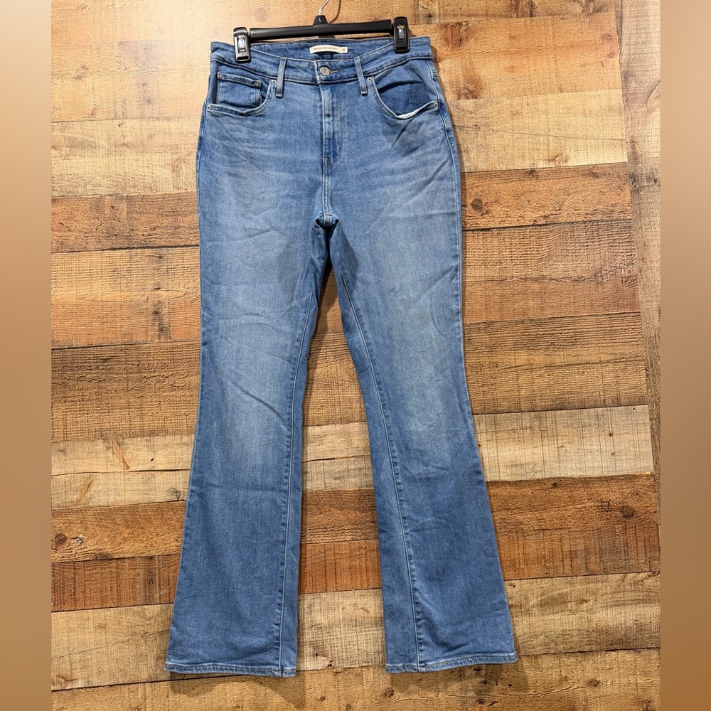 Levi’s 725 High Rise Classic Denim Bootcut Womens Jeans Size 31